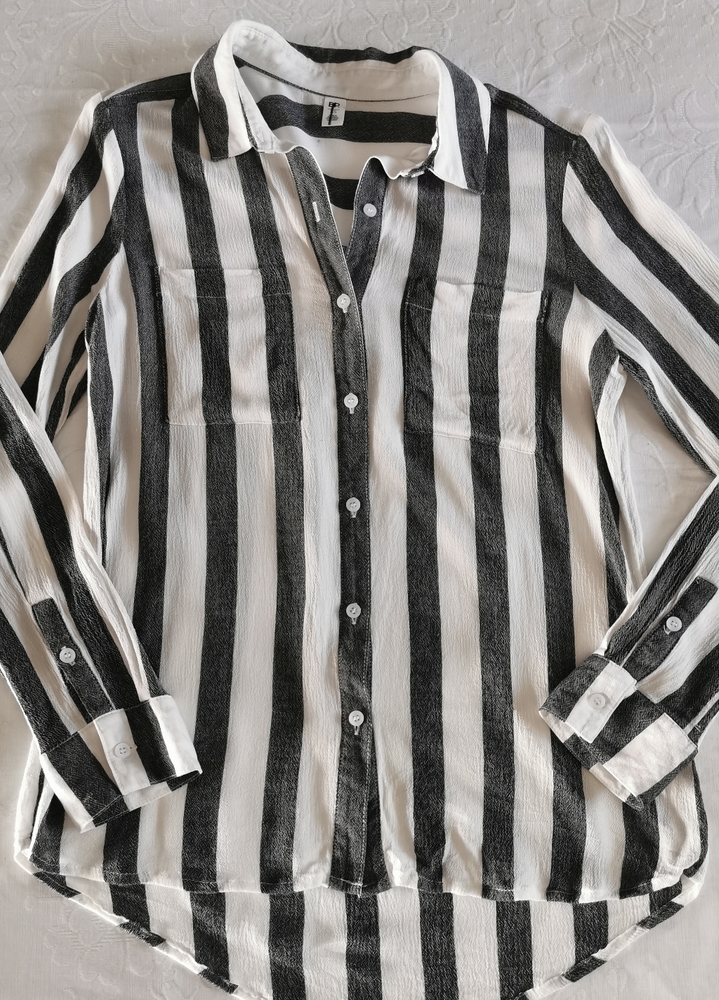 BP Gray Striped Button Down Shirt Size Xs